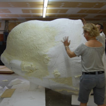 LE SENS DE L'HUMOUR  2010 - Beluga sculpted by Steve Totev, Lucie Fournier, Linda Bicari and Annie Verdon